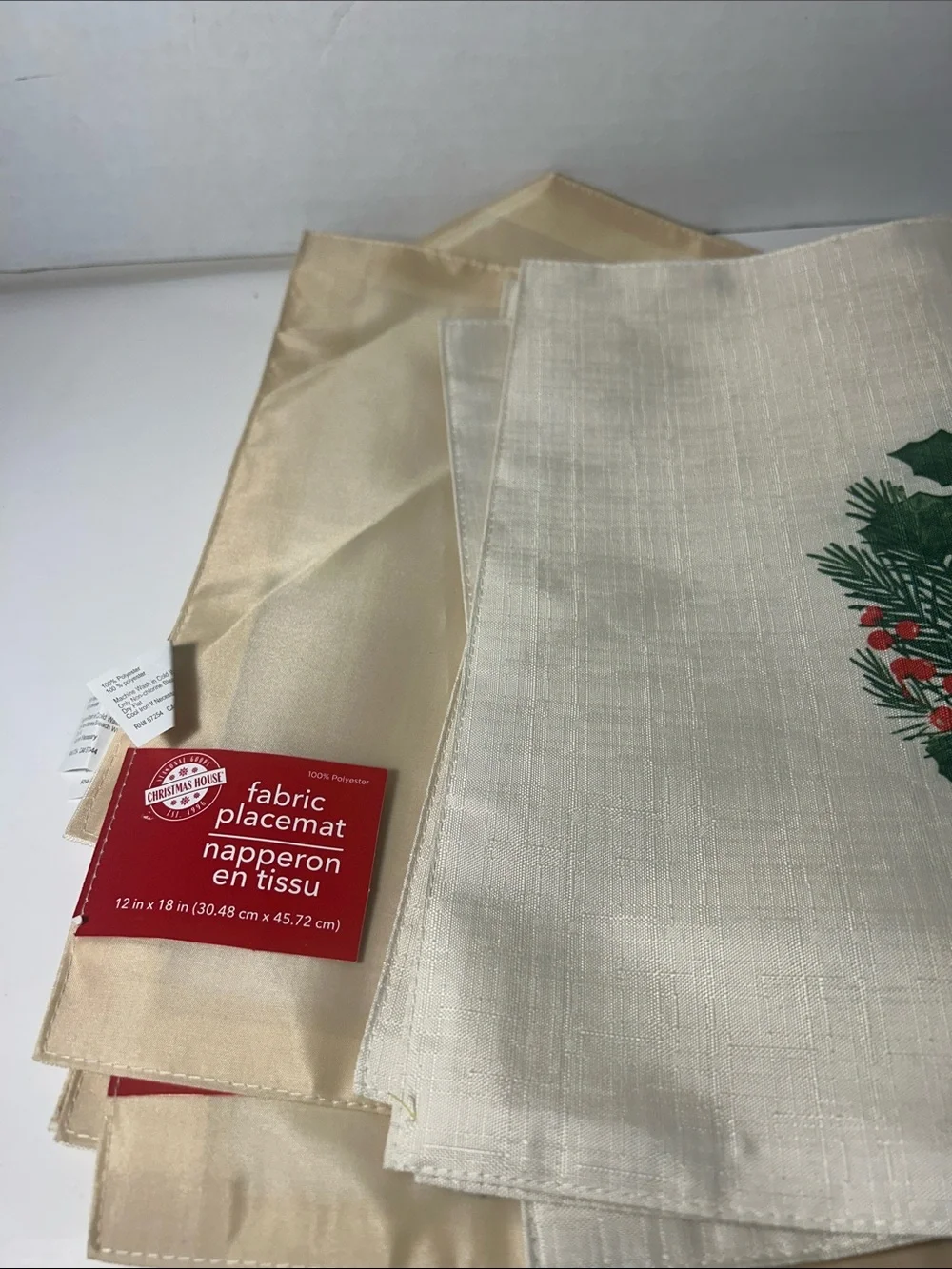 'Happy Holidays' Wreath Holiday Placemat - Cream Set of 6 12x18 inch